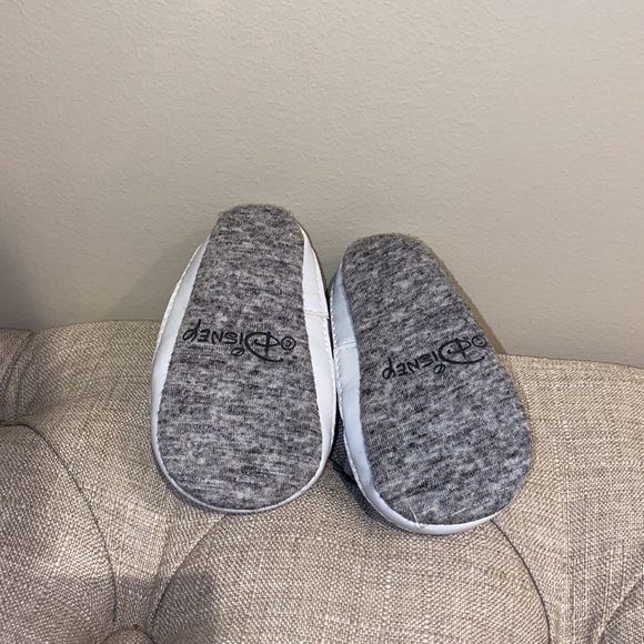 Baby shoes 2 pairs Disney shoes Minnie Mouse glittery shoes - Picture 5 of 15